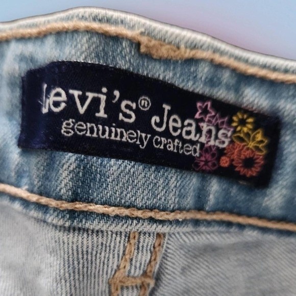 SOLD Vintage Levi’s Y2K Early 2000s Distressed Levi's Painter Shorts - Picture 6 of 8